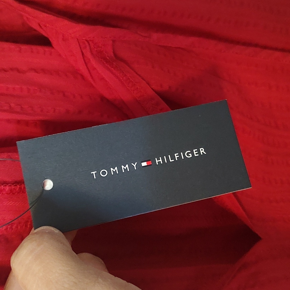 NWT Tommy Hilfiger Women's Casual Wear - Picture 2 of 5